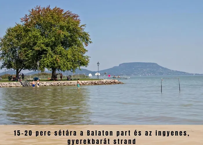 Case de vacanță Estina House *